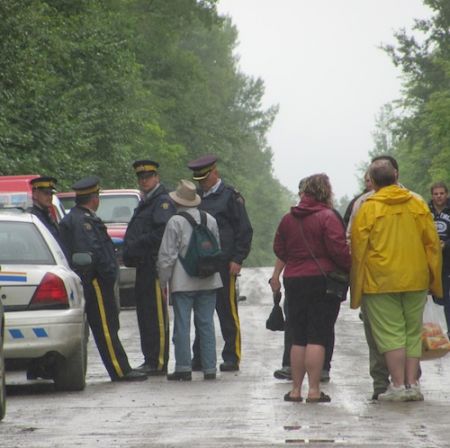 RCMP officers were present during the 2-day blockade in Stanley, NB. Photo: Tracy Glynn