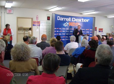 Darrell Dexter, leader of the Nova Scotia NDP, speaking at the Sackville Heights Community Center