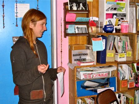 Capp Larsen conducts a photocopier tutorial in the Anchor Zine Library (Natascia Lypny photo).