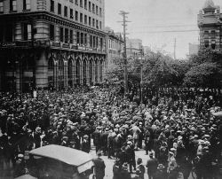 The first minimum wage in Canada was accepted by business leaders shortly after the Winnipeg General Strike of 1919, when workers protested poor wages and working conditions. (photo courtesy of Library and Archives Canada via en.wikipedia.org)